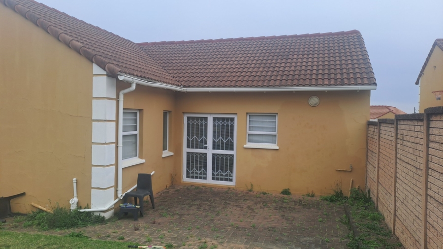 2 Bedroom Property for Sale in Beacon Bay Eastern Cape
